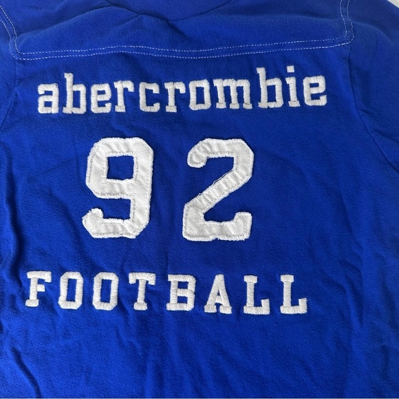 Abercrombie  kids blue 92 football t shirt size L - Picture 4 of 10